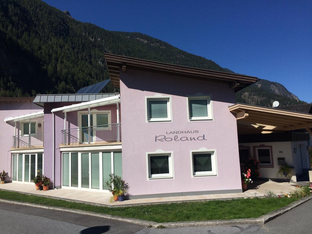 Landhaus Roland Umhausen Eksteriør bilde
